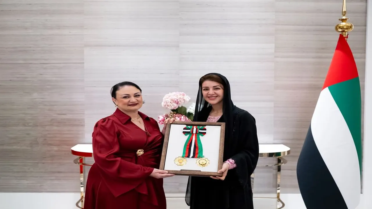 رئيس الدولة يكرم سفيرة مالطا بوسام الاستقلال من الدرجة الأولى